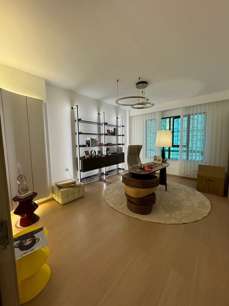 Penthouse, third aspect